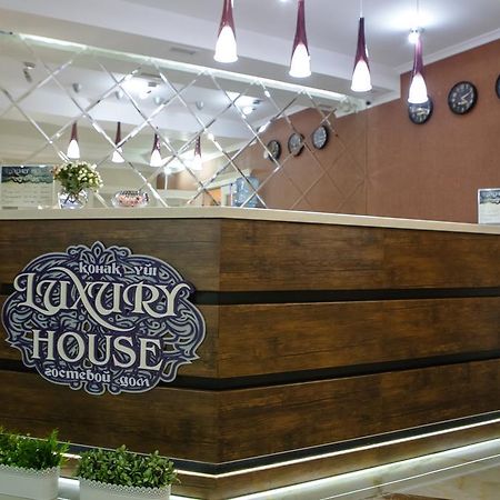 Hotel Luxury House Šymkent Exteriér fotografie
