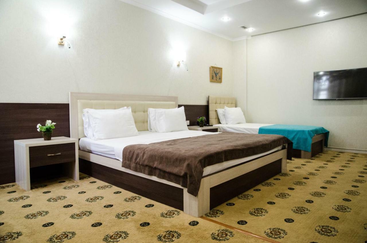 Hotel Luxury House Šymkent Exteriér fotografie